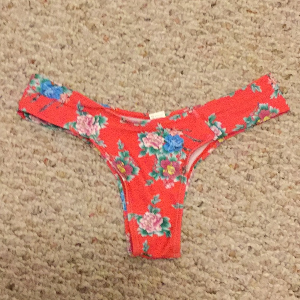 Bikini bottoms